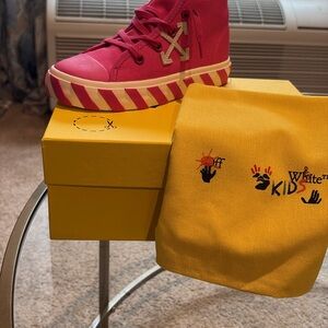 Off-White Kids Sneakers in Vibrant Pink and White